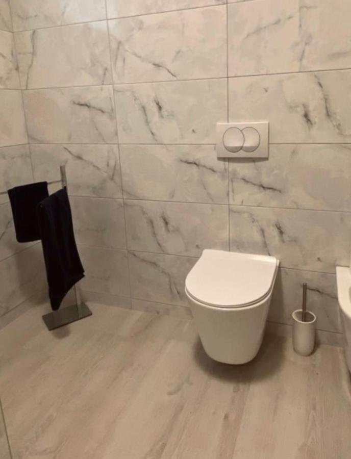 Alma Rose Apartment Korce Exterior foto