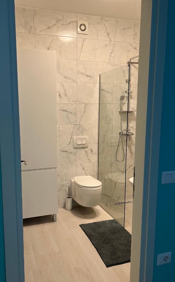 Alma Rose Apartment Korce Exterior foto