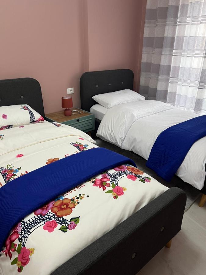 Alma Rose Apartment Korce Exterior foto