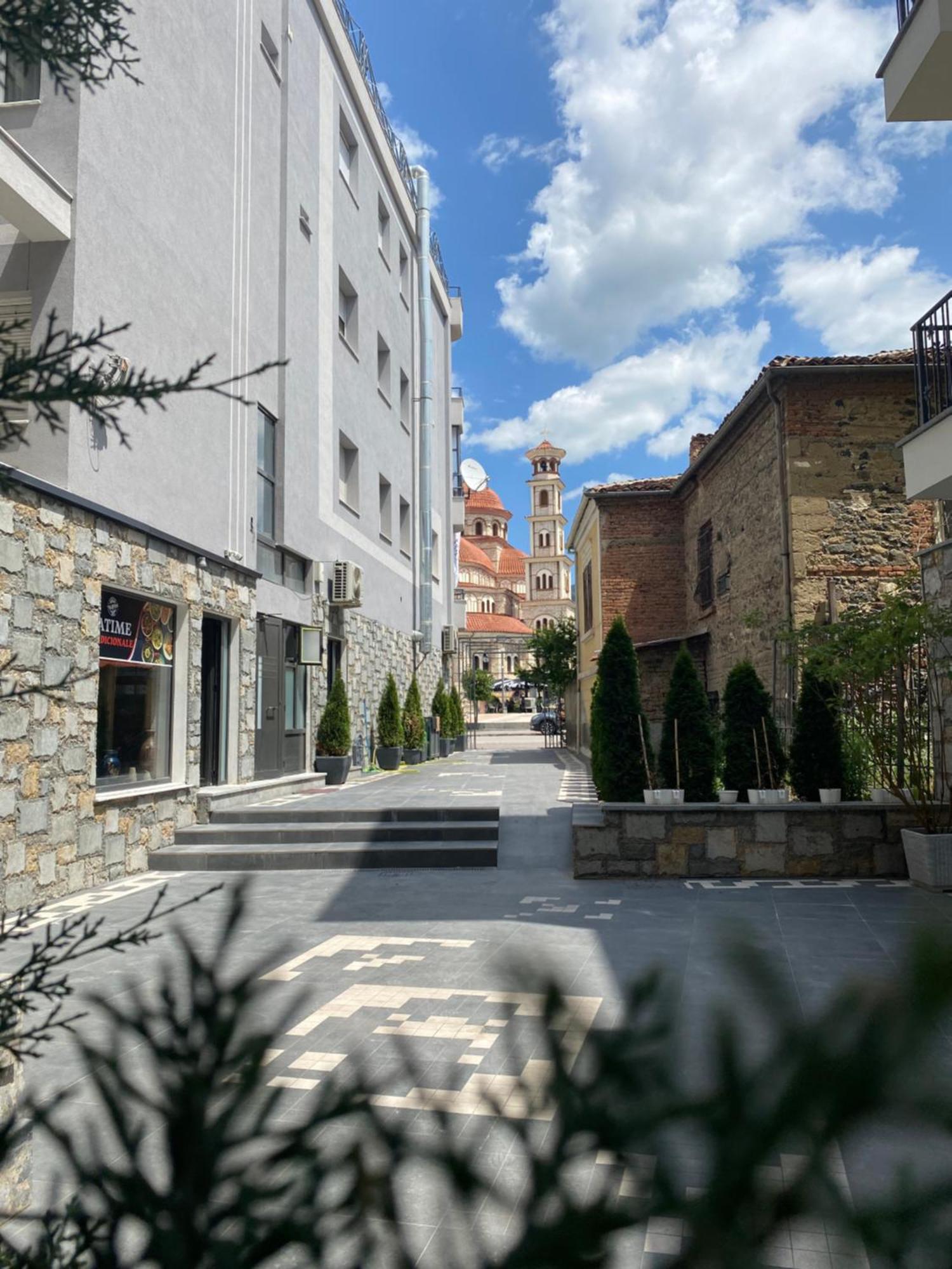 Alma Rose Apartment Korce Exterior foto